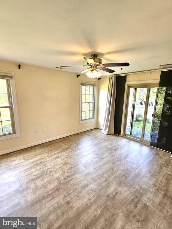 Building Photo - 904 Martell Ct