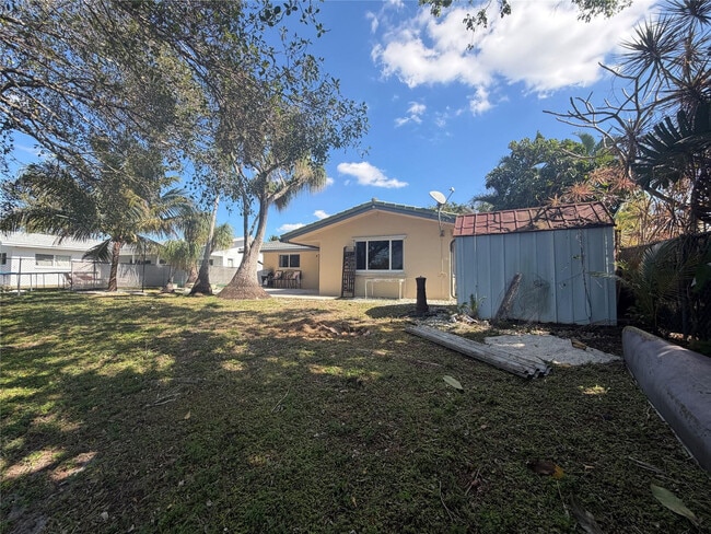 Building Photo - 6791 NW 32nd Ave