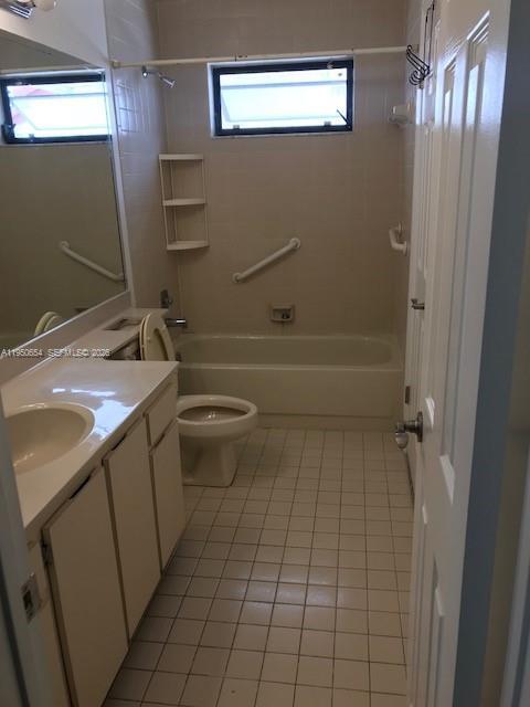 Building Photo - 337 Ives Dairy Rd