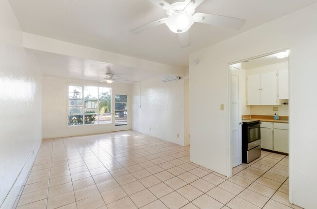 Building Photo - Charming 1-bedroom, 1-bath home in Tucsons most iconic neighborhood!