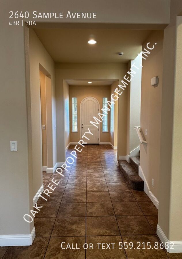 Building Photo - 2640 Sample Ave
