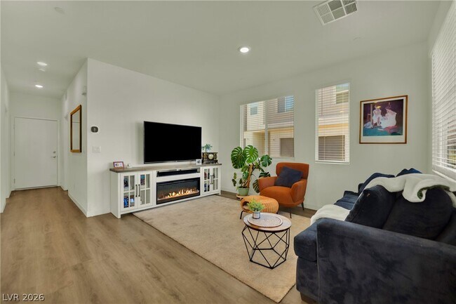Building Photo - 129 Laguna Cmns Ln