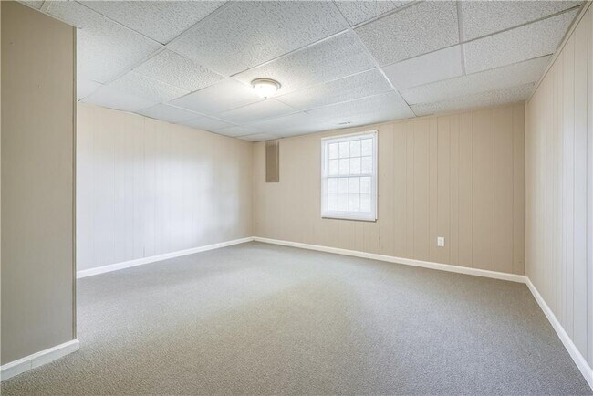 Building Photo - 2174 GA-323