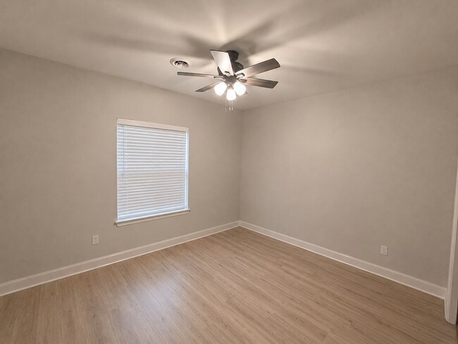 Building Photo - Pet-Friendly 3-Bedroom Home in Mill Creek