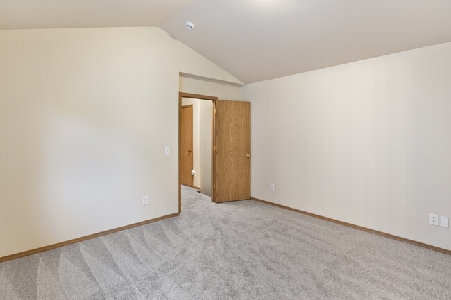 Building Photo - 19510 12th Ave Ct E