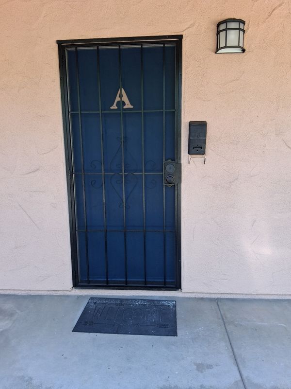 Building Photo - 5420 Palma Ave