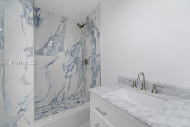 Building Photo - 1950 S Ocean Dr