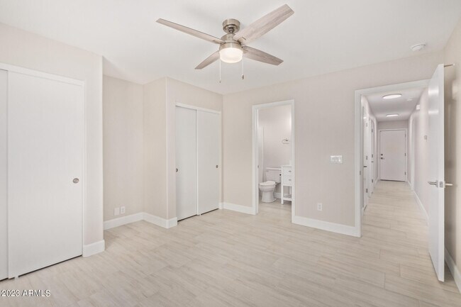 Building Photo - 11211 W Heatherbrae Dr