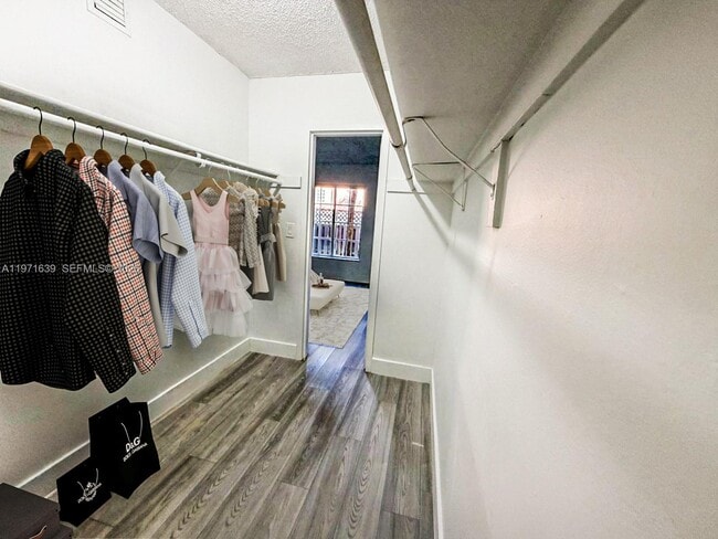 Building Photo - 5102 NW 79th Ave