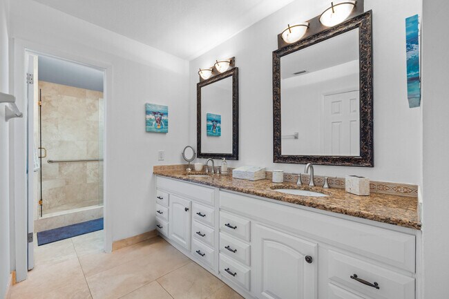 Building Photo - 925 Cypress Dr