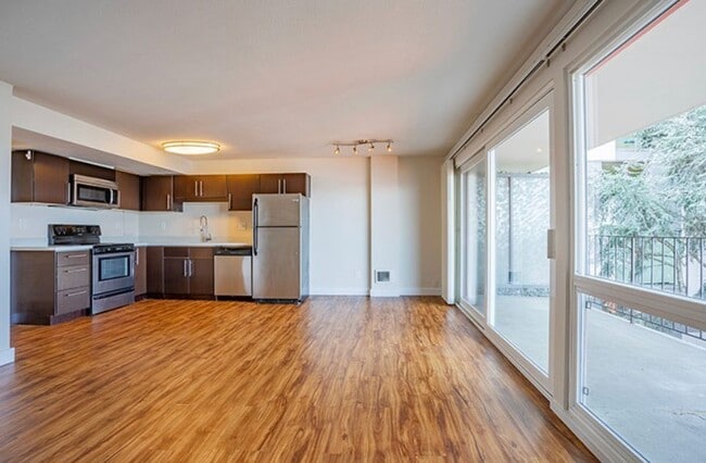 Interior Photo - Mark Spencer Apartments