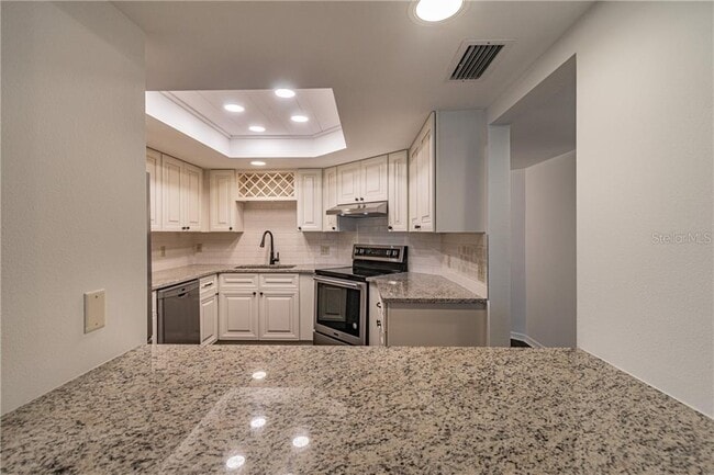 Building Photo - 14820 Rue De Bayonne