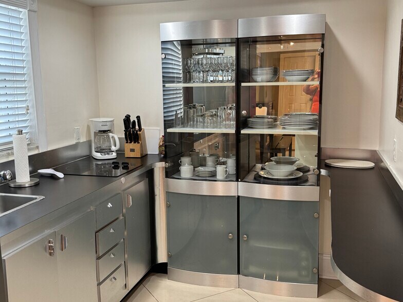 Building Photo - 112 S Federal Hwy