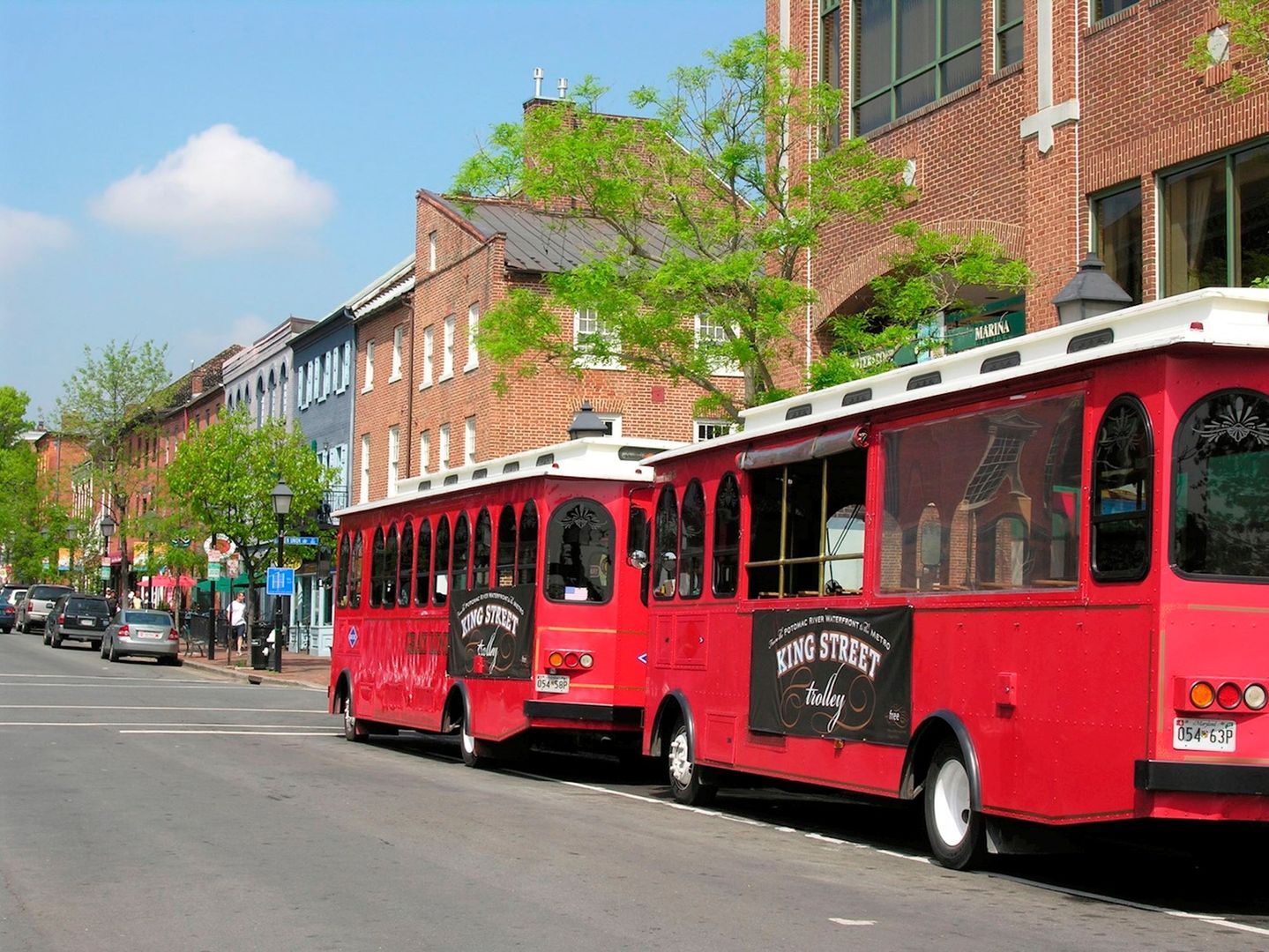 Building Photo - 2301 Farrington Ave