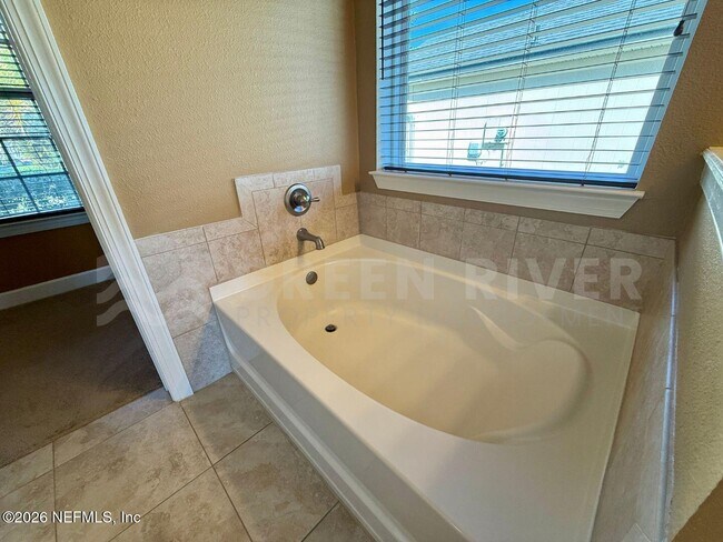 Building Photo - 4019 Cormorant Ln