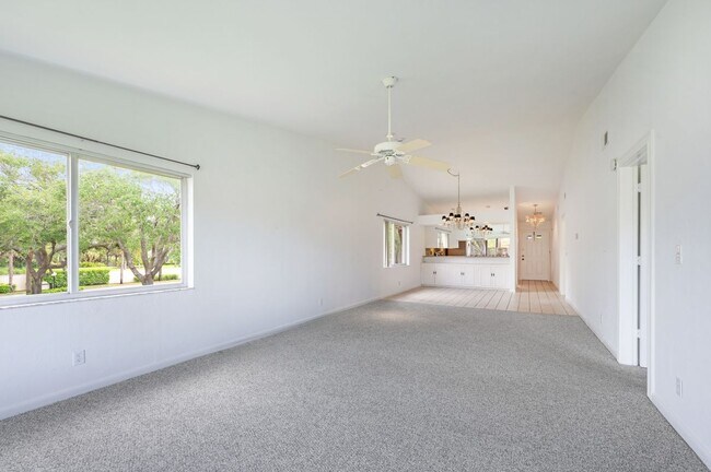 Building Photo - 4130 Looking Glass Ln