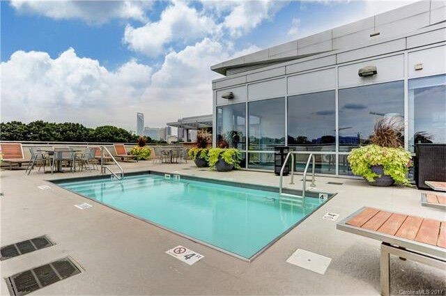 Building Photo - 1133 Metropolitan Ave