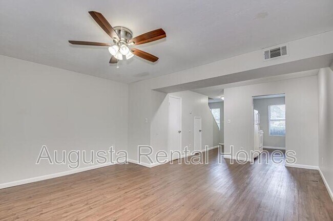 Building Photo - 169-A Petersburg Circle