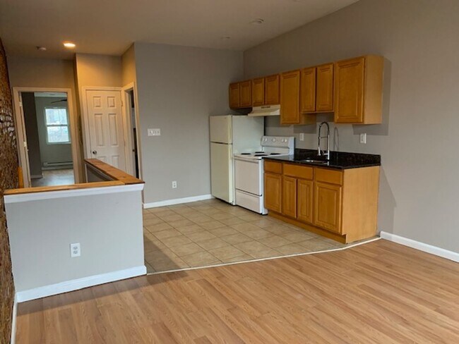 Building Photo - 3479 Amber St