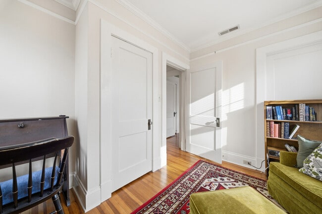 Building Photo - 710 Georgia Ave