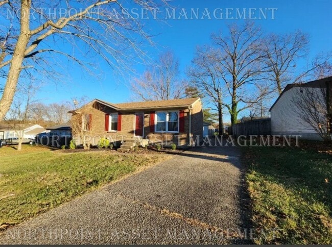 Primary Photo - A cozy 3 bedroom, one bathroom house!