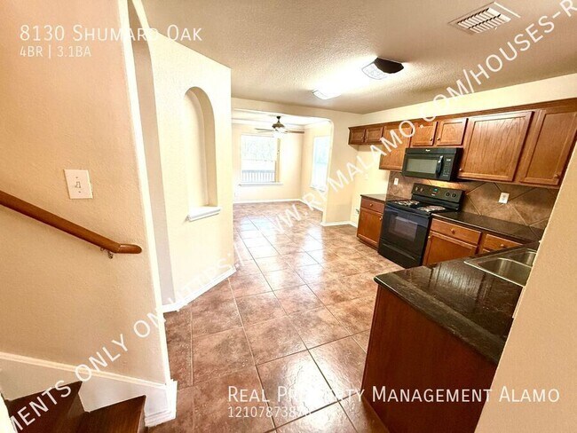 Building Photo - 8130 Shumard Oak Dr