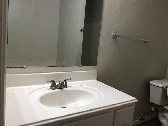 Building Photo - 2627 Mountain View Dr