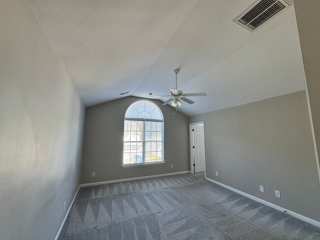 Building Photo - 803 Peachtree Meadows Cir