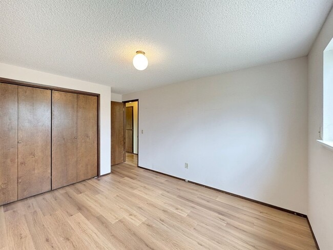 Building Photo - 41 McLaughlin Rd