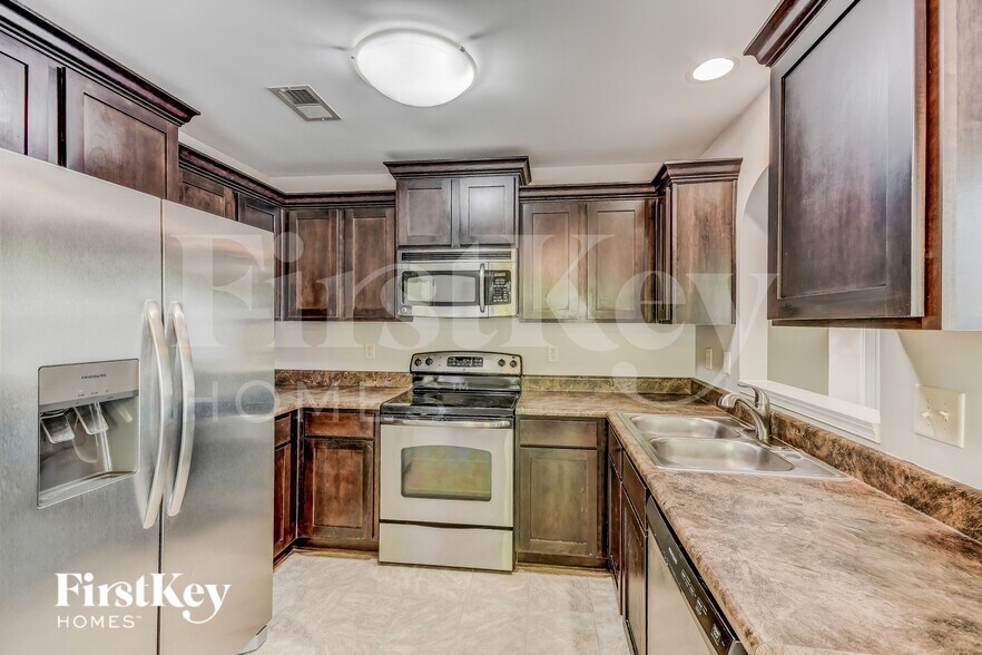 Building Photo - 1114 Emerald Ridge Dr