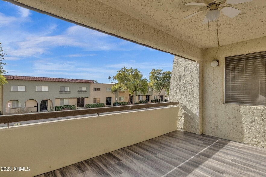 Building Photo - 7625 E Camelback Rd