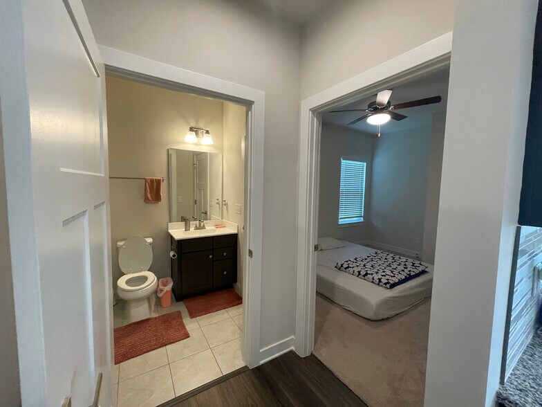 Building Photo - 3066 Boxbury Ln