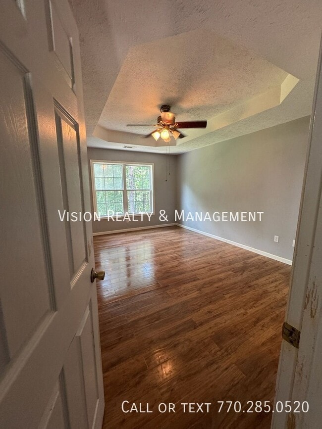 Building Photo - 210 Edgemont Dr