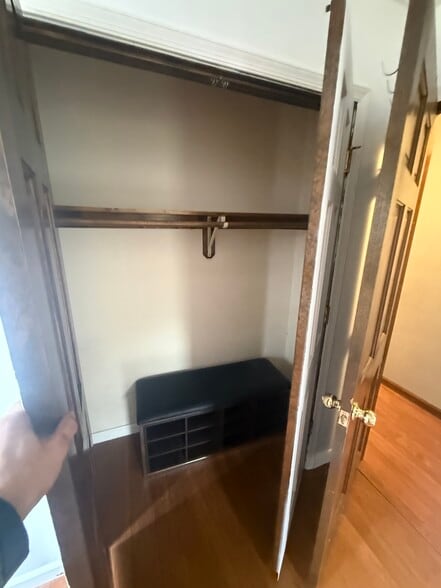 Building Photo - 2552 Roundtree Cir