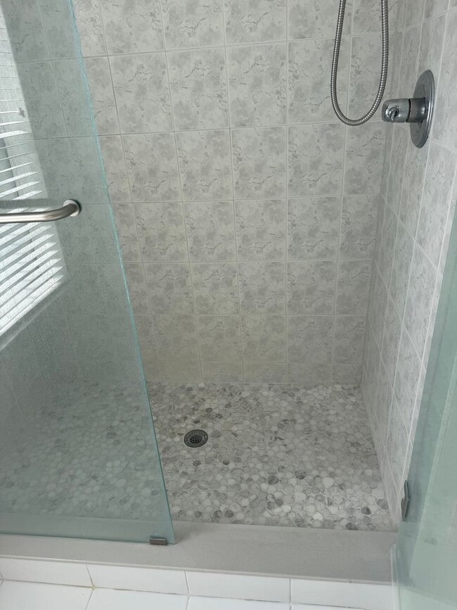 Building Photo - Palm Coast R-Section 3 bedroom 2 bath