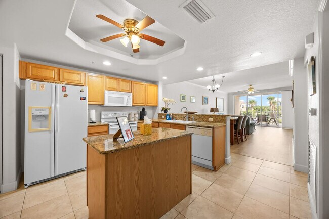 Building Photo - 817 Mystic Dr