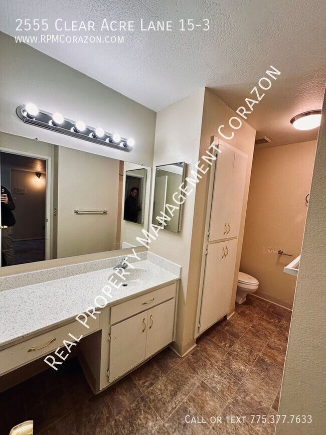 Building Photo - 2555 Clear Acre Ln