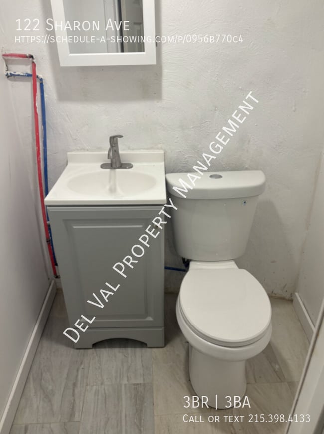 Building Photo - 122 Sharon Ave