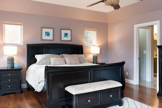 Building Photo - 3209 W Fairview Pl