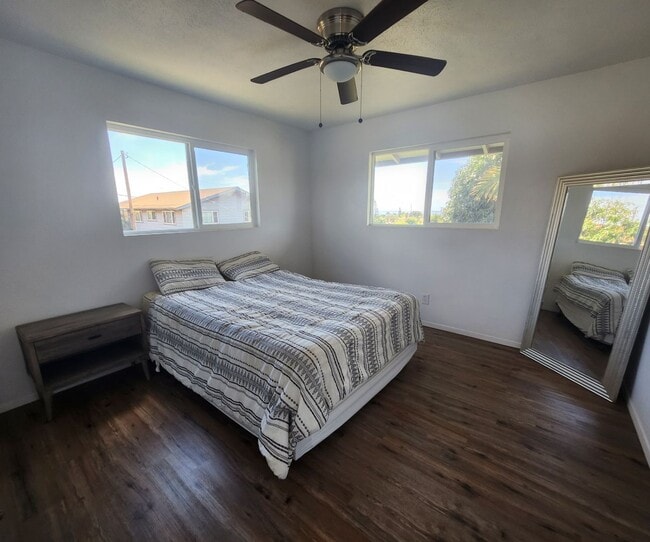 Building Photo - 260 Manini Pl