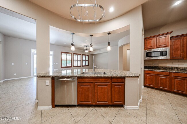 Building Photo - 4318 N 180th Dr