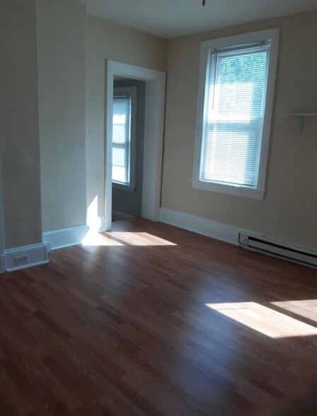 Building Photo - 4725 Leiper St