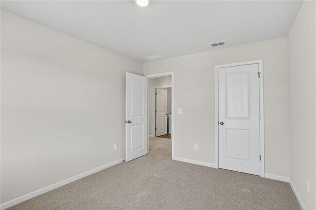Building Photo - 6929 Winchester Pl