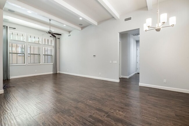 Building Photo - Gorgeous and spacious home in Gilbert, AZ!