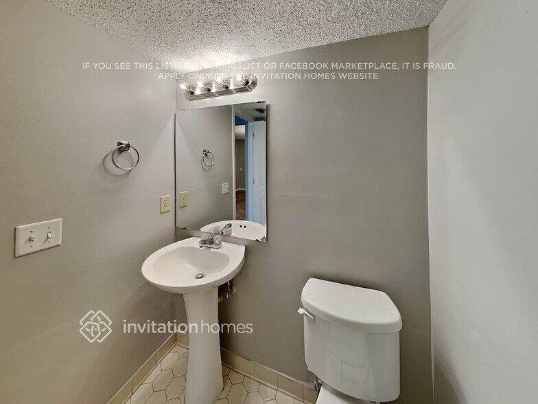 Building Photo - 11637 Lois Cross Ct