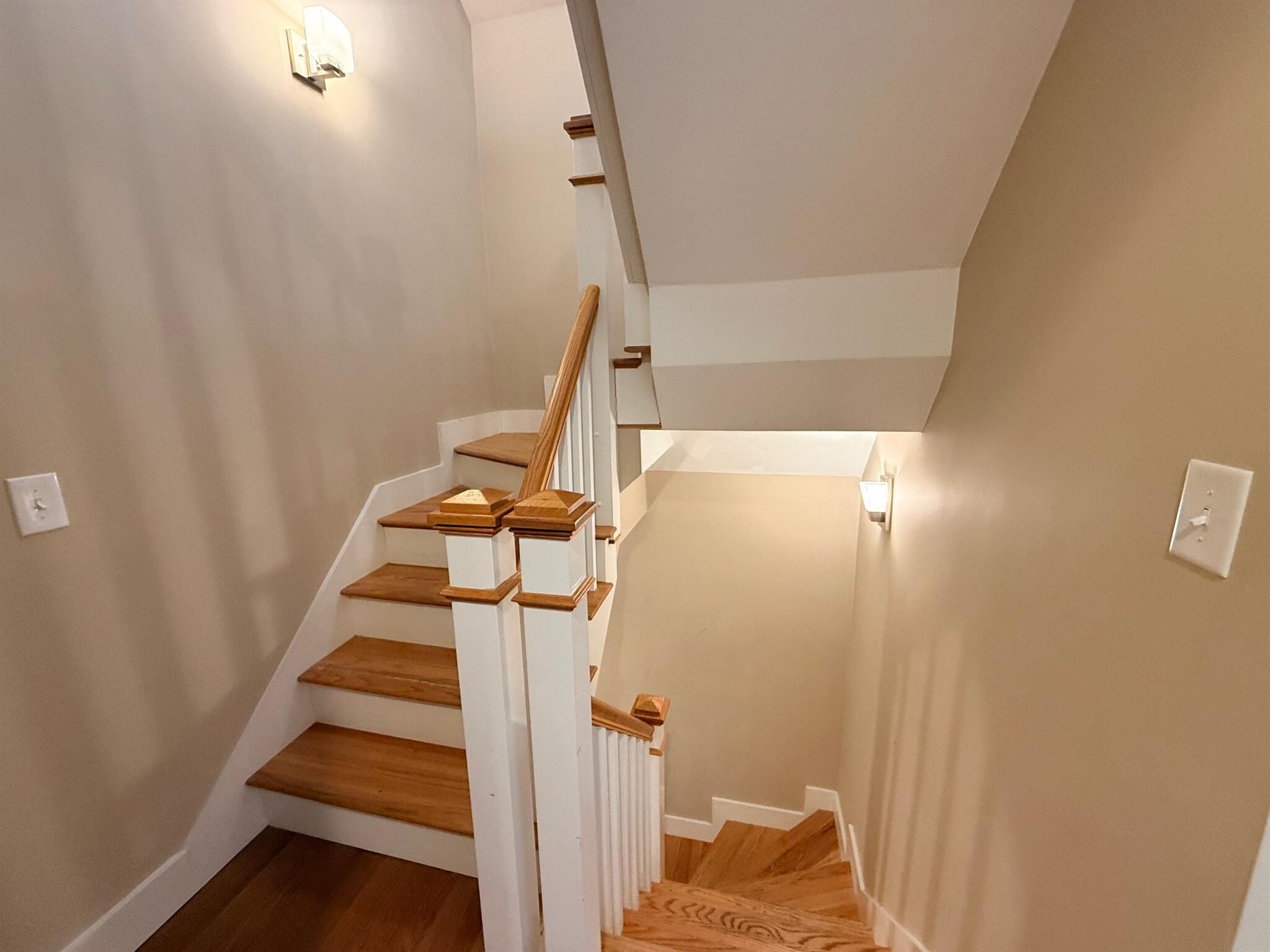 Building Photo - 119 Central St