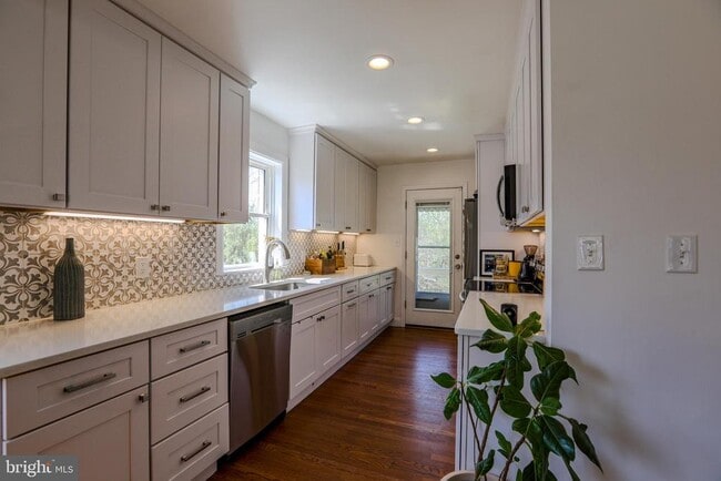 Building Photo - 3104 Gumwood Dr