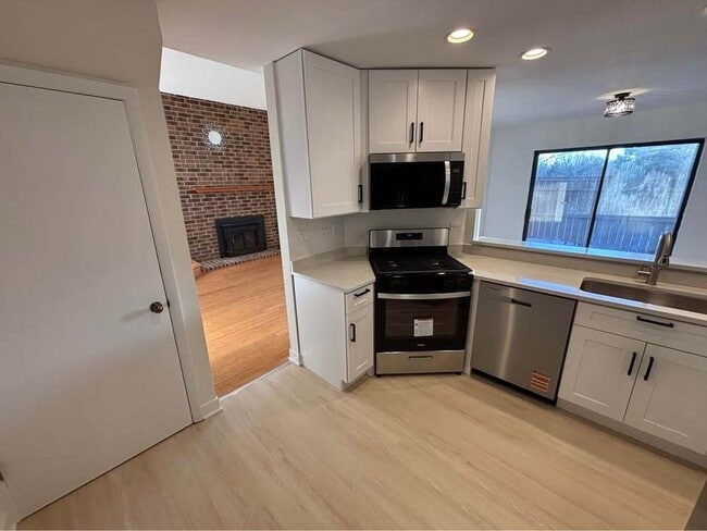 Building Photo - 150 Potawatomi Trail