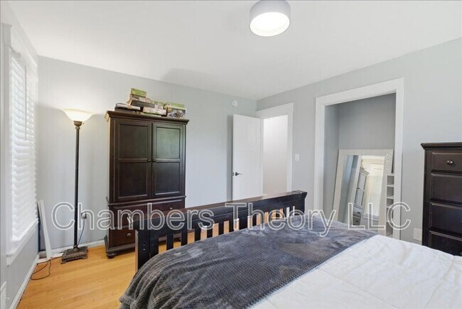 Building Photo - 14410 Otis Ct