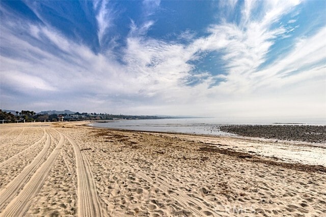 Building Photo - 25936 Avenida Cabrillo